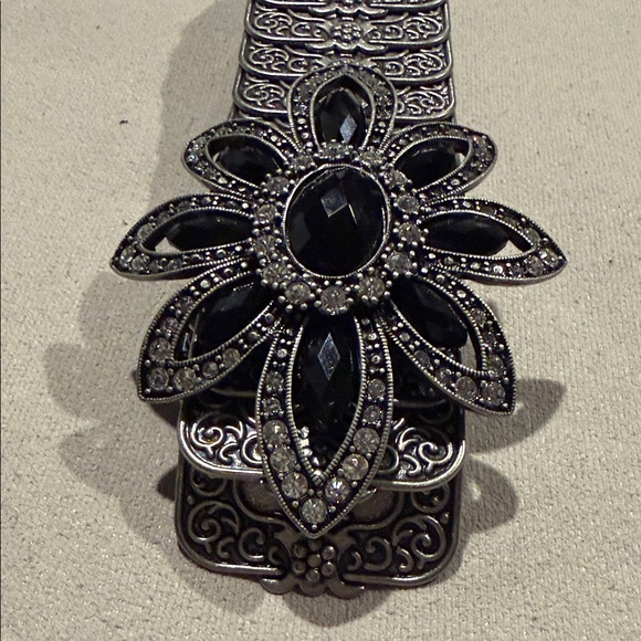 Ornate Silver and Black Women's Belt - Picture 3 of 6
